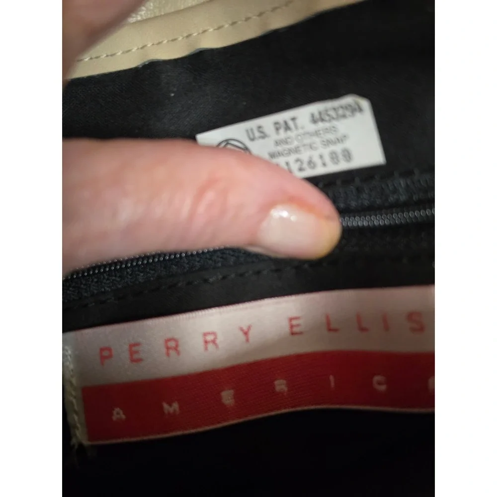 Perry Ellis America perry ellis